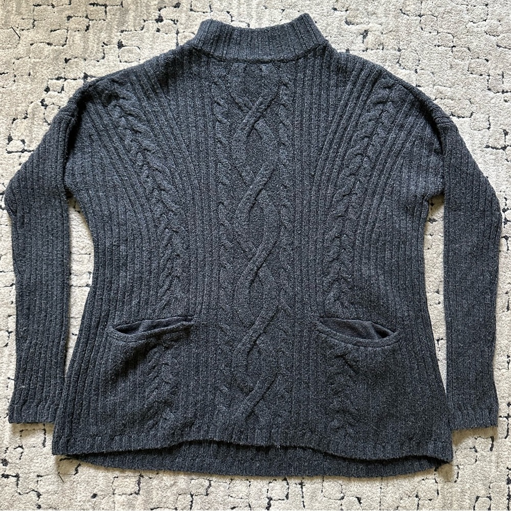 Abercrombie & Fitch mock neck chunky cable knit charcoal gray sweater
